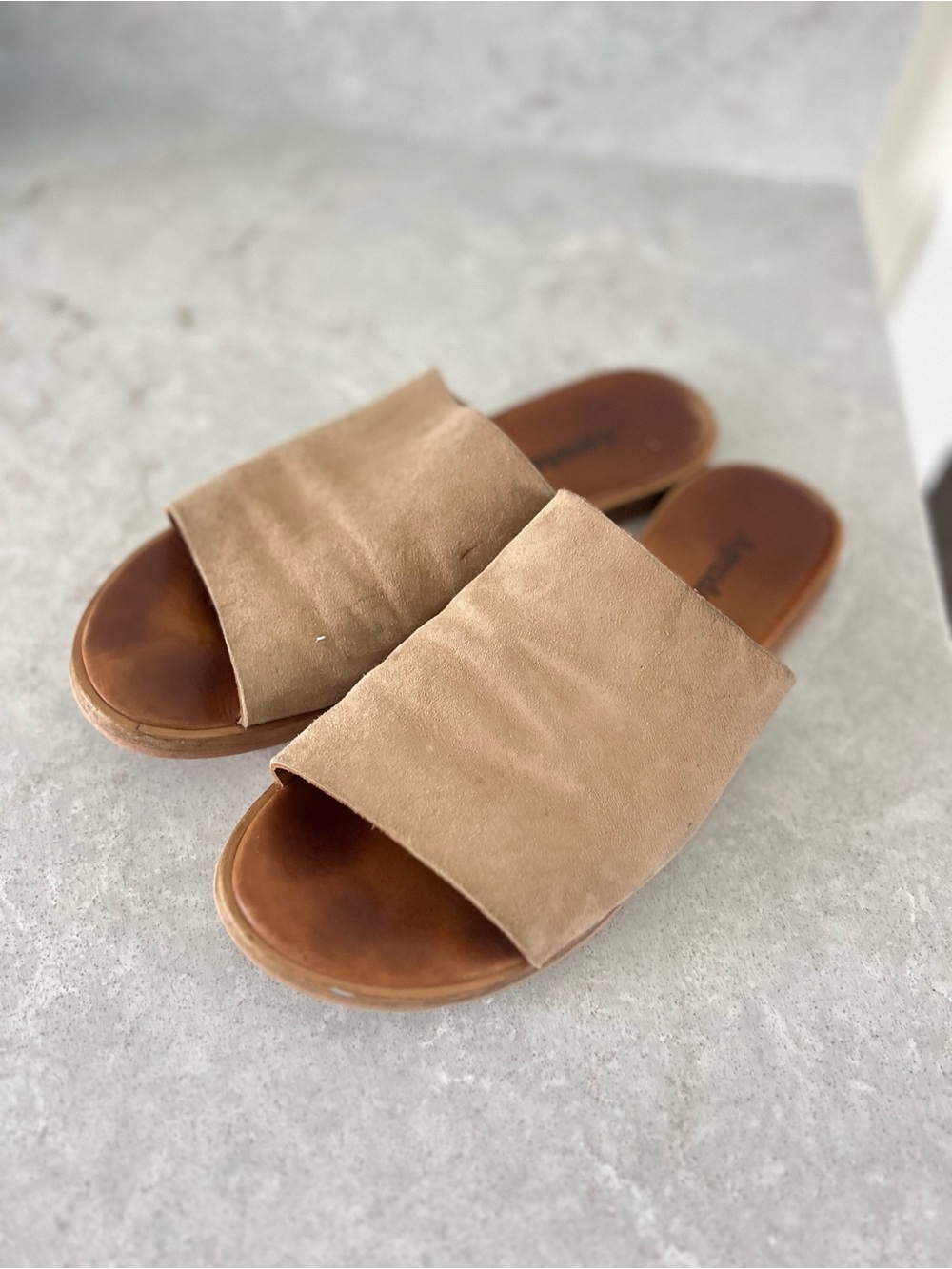 Agenda Tan Suede Slide Mules